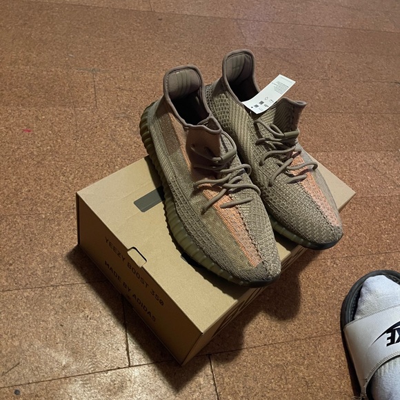 Addias - Picture 2 of 3